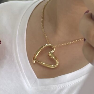 آویز قلب 2/62 گرمی تمام مجلسی ((ثبت سفارش این محصول بدون هماهنگی قبلی با واتساپ پشتیبانی 09001015533 موجه نمی باشد)